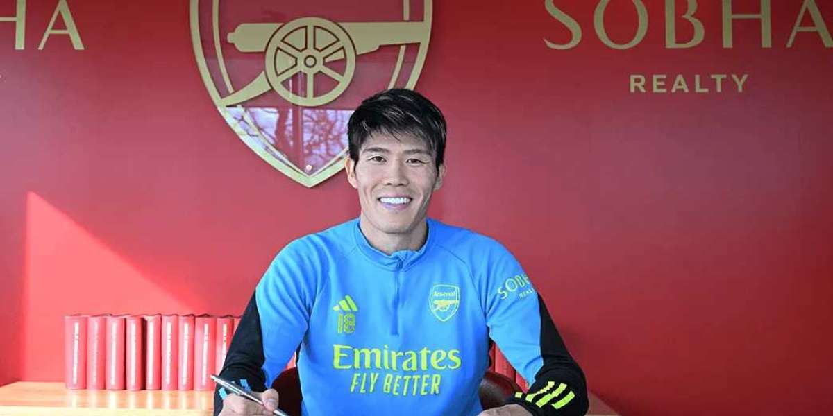 Arsenal podaljšal pogodbo s Tomiyasujem do leta 2026